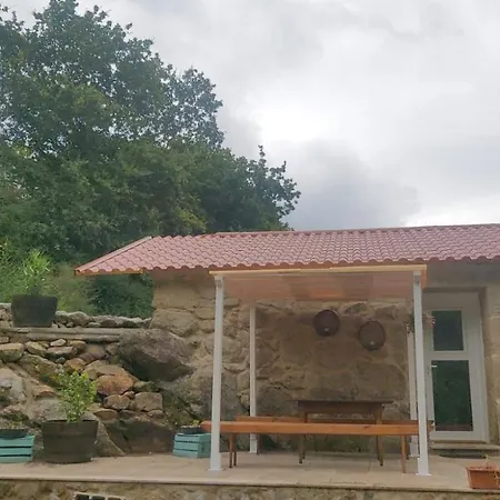 Casa Rustica Con Y Regato Dentro Recien Rehabilitada Situada En El Entorno Del Parque Natural Monte Aloia Y Monte De San Antonino Proxima A Gondomar Y Playas De Nigran * Tui