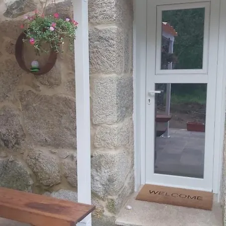 Casa Rustica Con Y Regato Dentro Recien Rehabilitada Situada En El Entorno Del Parque Natural Monte Aloia Y Monte De San Antonino Proxima A Gondomar Y Playas De Nigran * Tui