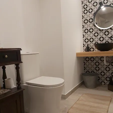 Casa Rustica Con Y Regato Dentro Recien Rehabilitada Situada En El Entorno Del Parque Natural Monte Aloia Y Monte De San Antonino Proxima A Gondomar Y Playas De Nigran Apartamento