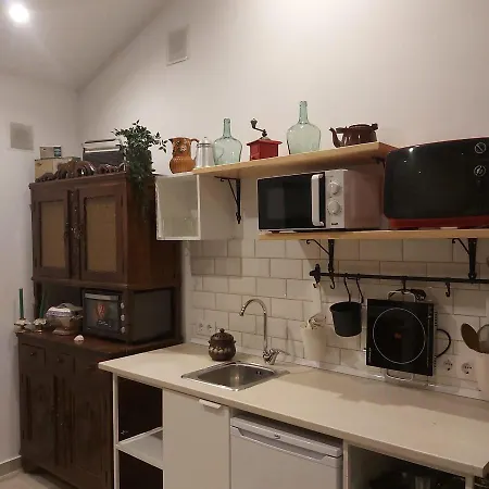 Apartamento Casa Rustica Con Y Regato Dentro Recien Rehabilitada Situada En El Entorno Del Parque Natural Monte Aloia Y Monte De San Antonino Proxima A Gondomar Y Playas De Nigran *