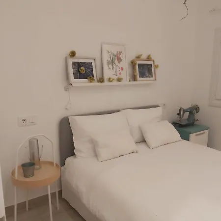 Apartamento Casa Rustica Con Y Regato Dentro Recien Rehabilitada Situada En El Entorno Del Parque Natural Monte Aloia Y Monte De San Antonino Proxima A Gondomar Y Playas De Nigran *