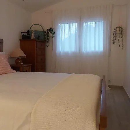 Casa Rustica Con Y Regato Dentro Recien Rehabilitada Situada En El Entorno Del Parque Natural Monte Aloia Y Monte De San Antonino Proxima A Gondomar Y Playas De Nigran Tui