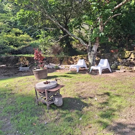 Casa Rustica Con Y Regato Dentro Recien Rehabilitada Situada En El Entorno Del Parque Natural Monte Aloia Y Monte De San Antonino Proxima A Gondomar Y Playas De Nigran Tui