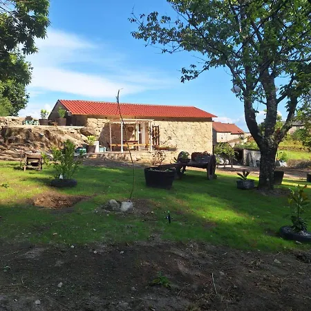 Casa Rustica Con Y Regato Dentro Recien Rehabilitada Situada En El Entorno Del Parque Natural Monte Aloia Y Monte De San Antonino Proxima A Gondomar Y Playas De Nigran