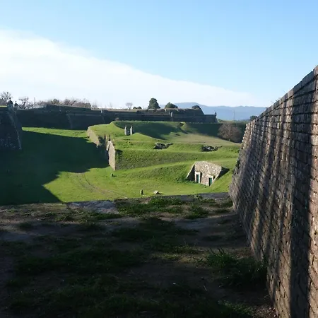 Casa Rustica Con Y Regato Dentro Recien Rehabilitada Situada En El Entorno Del Parque Natural Monte Aloia Y Monte De San Antonino Proxima A Gondomar Y Playas De Nigran Tui