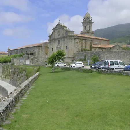 Apartamento Casa Rustica Con Y Regato Dentro Recien Rehabilitada Situada En El Entorno Del Parque Natural Monte Aloia Y Monte De San Antonino Proxima A Gondomar Y Playas De Nigran